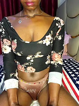 NicRaisaa online show from April 23, 4:41 am