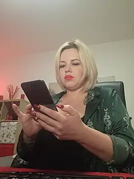 Snapshot of Ladykaos chatting on January 27, 4:33 pm Ladykaos online show from January 27, 4:33 pm