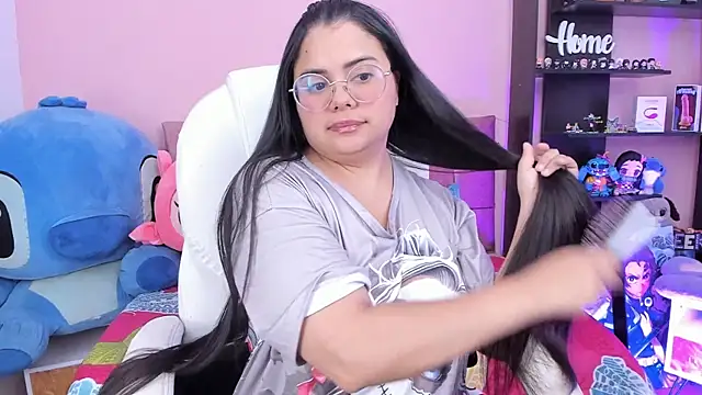 esmeralda112 online show from April 22, 9:05 am
