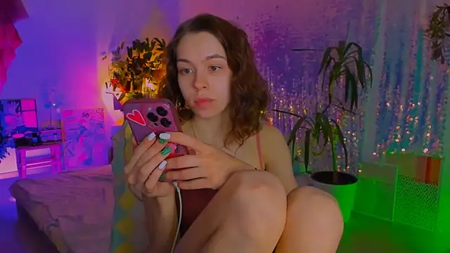 poli   online show from February 24, 4:19 pm