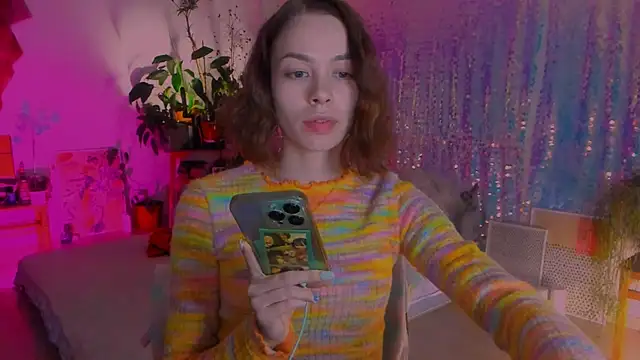 Snapshot of poli__ chatting on February 3, 6:28 pm poli   online show from February 3, 6:28 pm