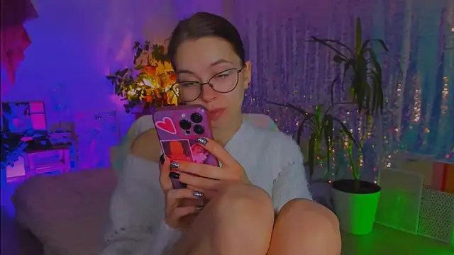 poli   online show from January 5, 5:27 pm