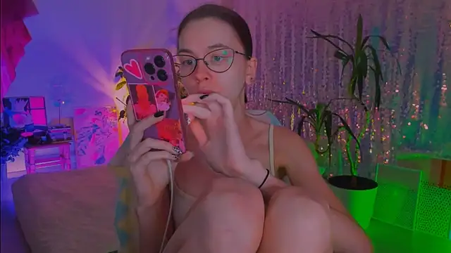 poli   online show from January 12, 8:54 am