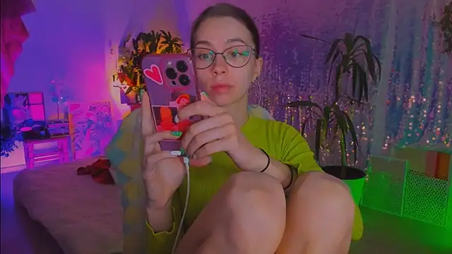 poli   online show from February 16, 4:38 pm