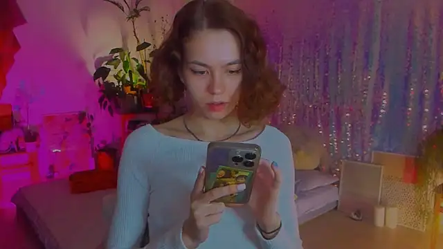 Snapshot of poli__ chatting on February 2, 9:56 pm poli   online show from February 2, 9:56 pm