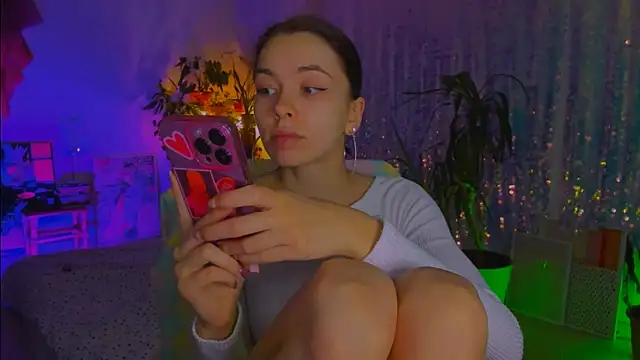 poli   online show from December 21, 4:41 pm