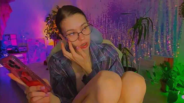 poli   online show from March 27, 6:09 pm