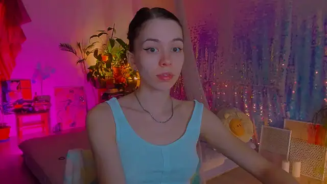 Snapshot of poli__ chatting on February 26, 9:42 pm poli   online show from February 26, 9:42 pm