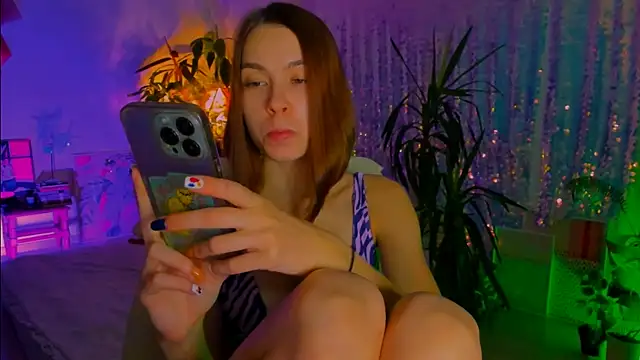 Snapshot of poli__ chatting on November 10, 6:57 pm poli online show from November 10, 6:57 pm