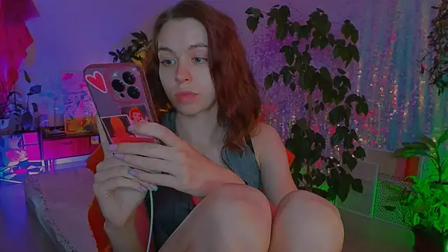 Snapshot of poli__ chatting on June 12, 4:27 pm poli online show from June 12, 4:27 pm