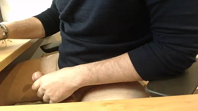 3lr0nde online show from April 10, 9:05 am