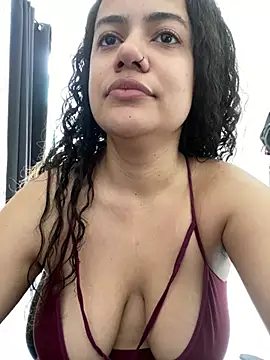 Snapshot of demonaughtyyy chatting on February 26, 6:19 pm demonaughtyyy online show from February 26, 6:19 pm