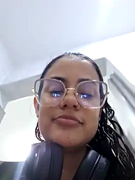 demonaughtyyy online show from October 29, 10:42 pm