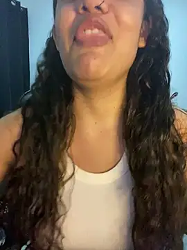 Snapshot of demonaughtyyy chatting on February 12, 3:06 am demonaughtyyy online show from February 12, 3:06 am