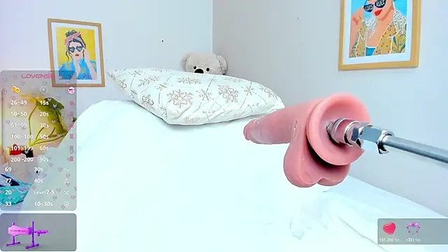 miss lori  online show from April 22, 8:48 pm