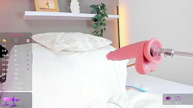 miss lori  online show from July 25, 1:39 pm