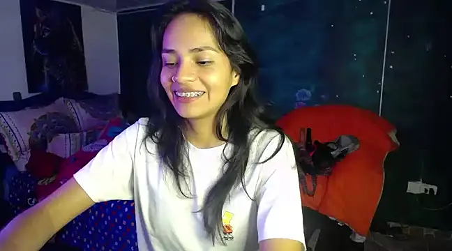 Snapshot of Samara_Beltran chatting on March 19, 2:59 am Samara Beltran online show from March 19, 2:59 am