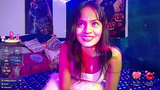 Snapshot of Samara_Beltran chatting on March 22, 6:33 am Samara Beltran online show from March 22, 6:33 am