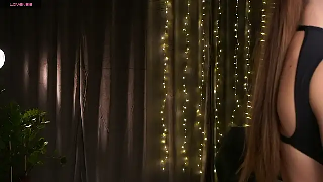 Elice Dream online show from March 25, 8:08 pm