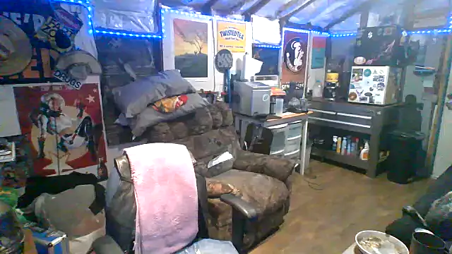 CloudDadddyyy420 online show from October 11, 8:37 am