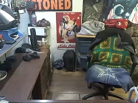 CloudDadddyyy420 online show from February 2, 9:03 pm