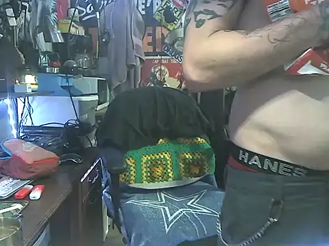 CloudDadddyyy420 online show from September 23, 1:34 am