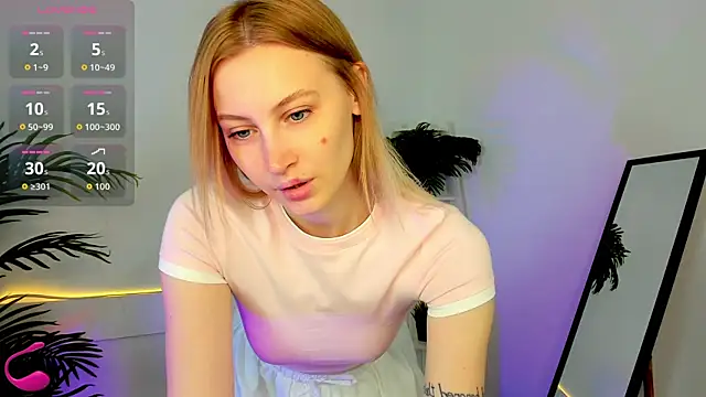 Jess Anders  online show from November 10, 6:51 am