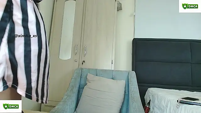 ximtia xs online show from December 4, 3:44 pm