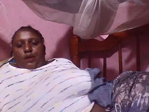 Snapshot of big_clits chatting on July 13, 7:13 pm big clits online show from July 13, 7:13 pm