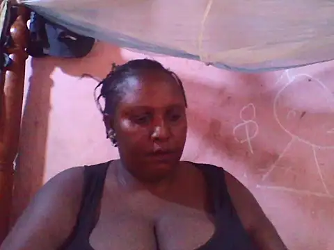 Snapshot of big_clits chatting on June 29, 2:17 pm big clits online show from June 29, 2:17 pm