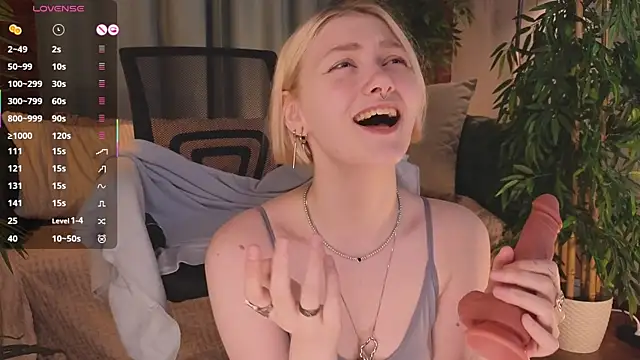  Rude Girl  online show from November 23, 3:33 pm