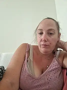 Wisie Cutie online show from September 8, 3:11 pm