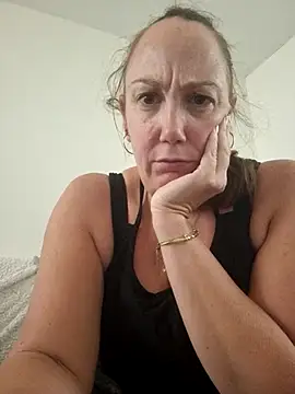 Wisie Cutie online show from October 2, 3:37 pm