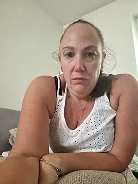 Wisie Cutie online show from October 6, 1:56 pm