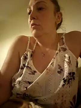 Wisie Cutie online show from January 9, 12:17 am