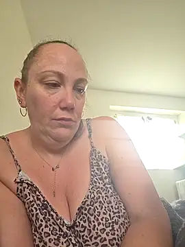 Wisie Cutie online show from March 6, 9:59 am