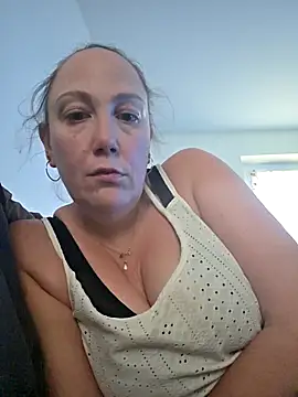 Wisie Cutie online show from March 12, 4:33 pm