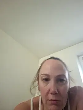 Wisie Cutie online show from November 22, 2:16 pm