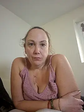 Wisie Cutie online show from December 21, 2:08 pm