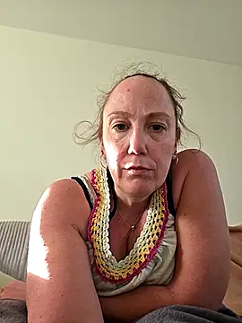 Wisie Cutie online show from March 20, 4:30 pm