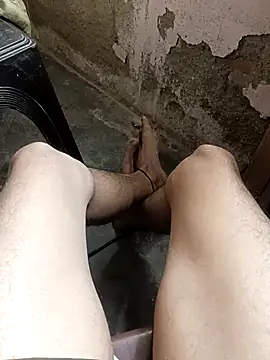 Play boy11 online show from November 6, 5:44 am