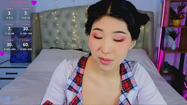 Wendy  Hills online show from March 3, 12:28 pm