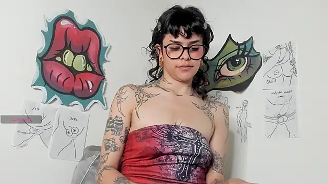 trinitty online show from April 23, 10:11 pm