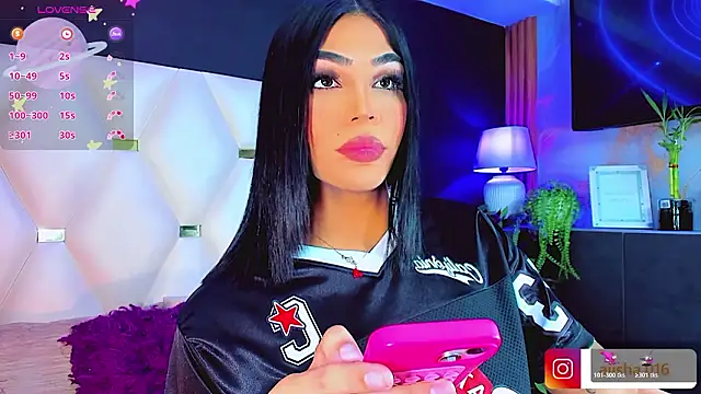 AiishaRose online show from March 26, 4:00 am