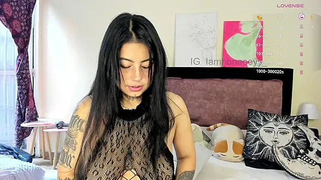 Thedollhoney online show from March 21, 3:05 pm