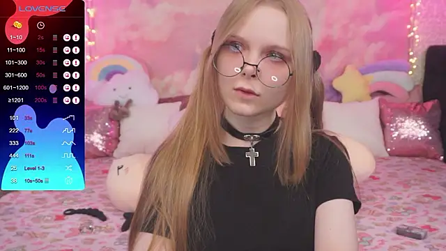 minx g1rl online show from December 2, 4:15 am