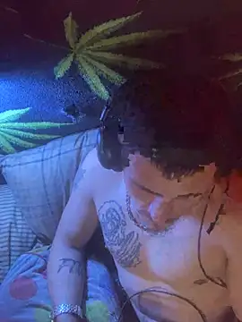 Snapshot of bugboy chatting on February 19, 7:05 am bugboy online show from February 19, 7:05 am