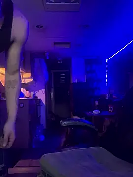 Snapshot of bugboy chatting on January 11, 2:29 am bugboy online show from January 11, 2:29 am