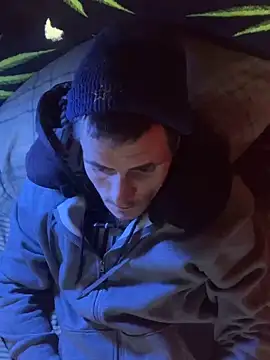 Snapshot of bugboy chatting on February 15, 5:01 pm bugboy online show from February 15, 5:01 pm