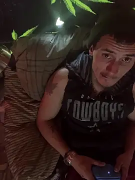 Snapshot of bugboy chatting on February 16, 8:07 pm bugboy online show from February 16, 8:07 pm